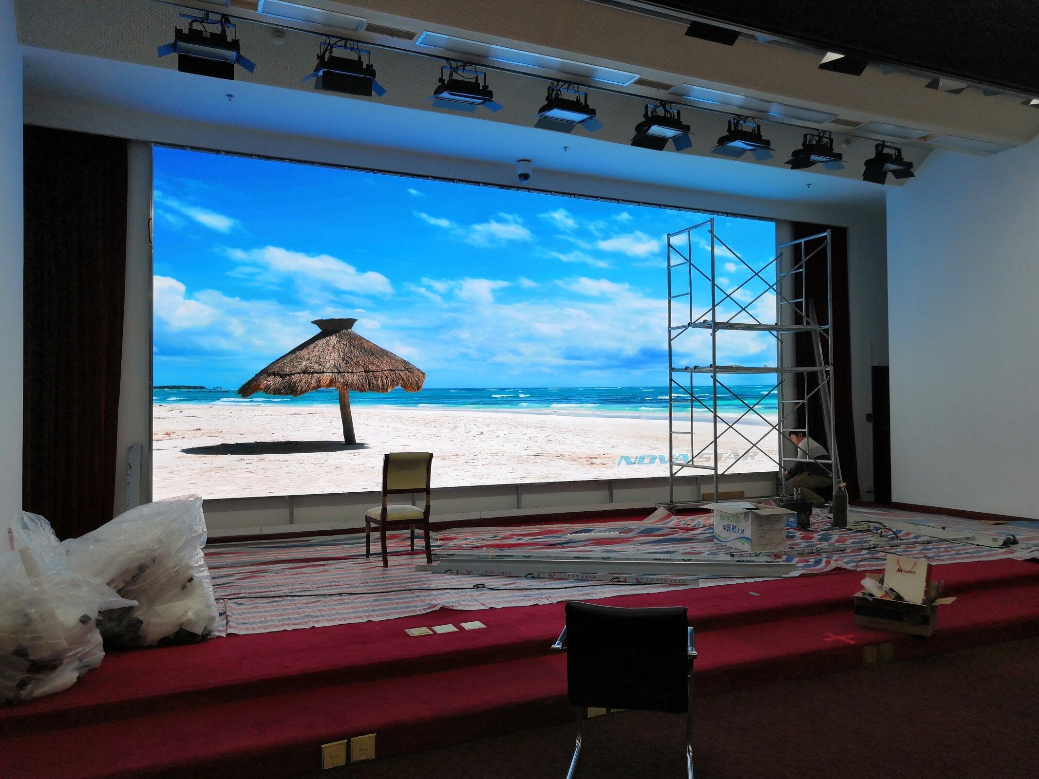 LED顯示屏,室內全彩LED,戶外LED顯示屏,LED顯示屏供應商,戶外彩色LED顯示屏,LED顯示屏生產廠家,高密度LED全彩顯示屏,湖南LED顯示屏,湖南室內全彩LED LED顯示屏,室內全彩LED,戶外LED顯示屏,LED顯示屏供應商,戶外彩色LED顯示屏,LED顯示屏生產廠家,高密度LED全彩顯示屏,湖南LED顯示屏,湖南室內全彩LED